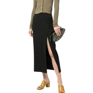 Pencil Skirt Side Slit Sm by: Micas